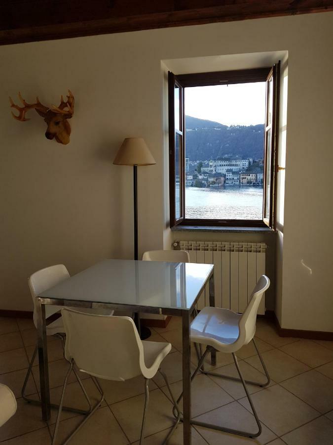 Casa Vacanza Isola Orta San Giulio Buitenkant foto